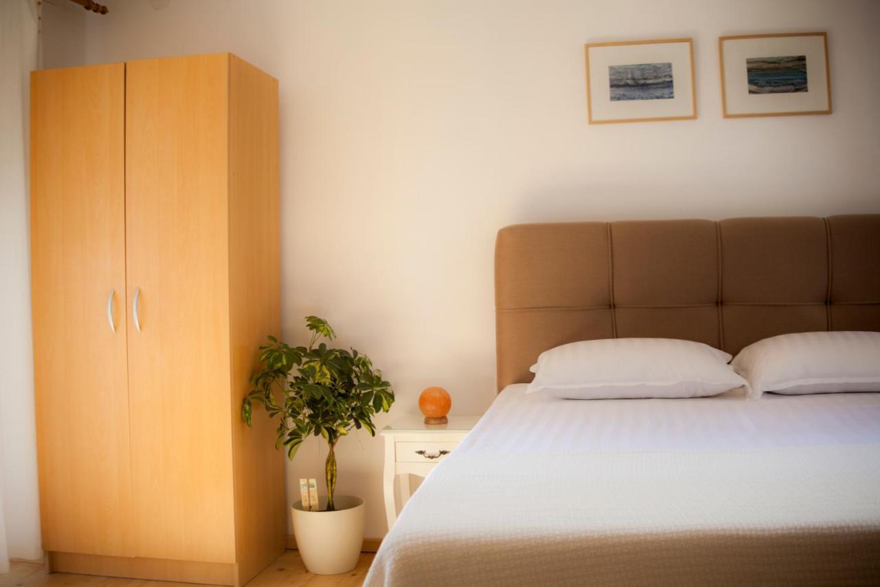 Amarilis Rooms Grožnjan Exteriör bild