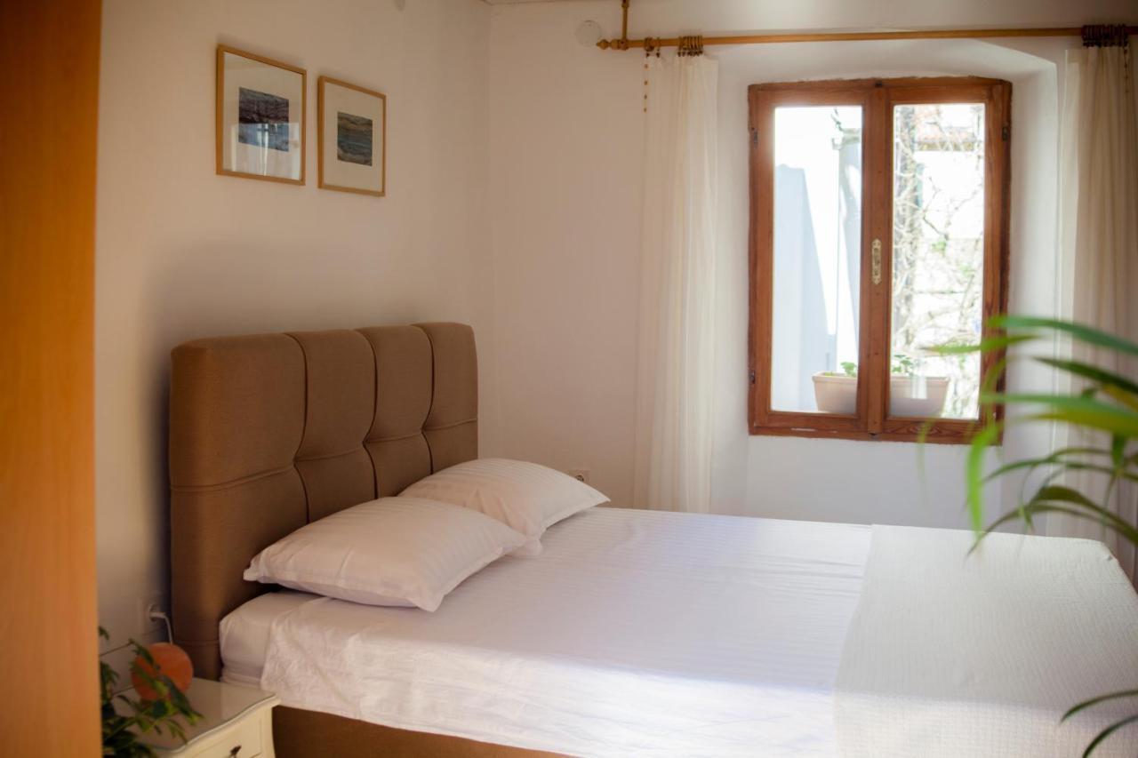 Amarilis Rooms Grožnjan Exteriör bild